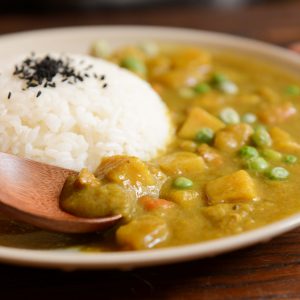 REZEPT: Veganes Kürbis-Curry